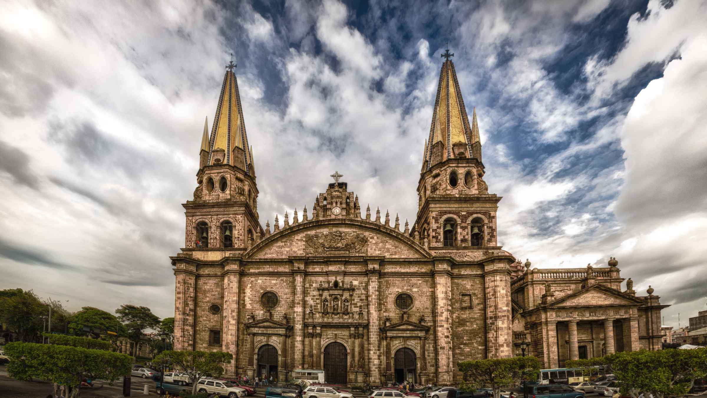 Historia De La Niña De La Catedral De Guadalajara