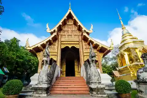 8. Wat Phra Singh