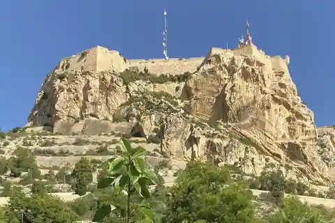10. Château de Santa Barbara