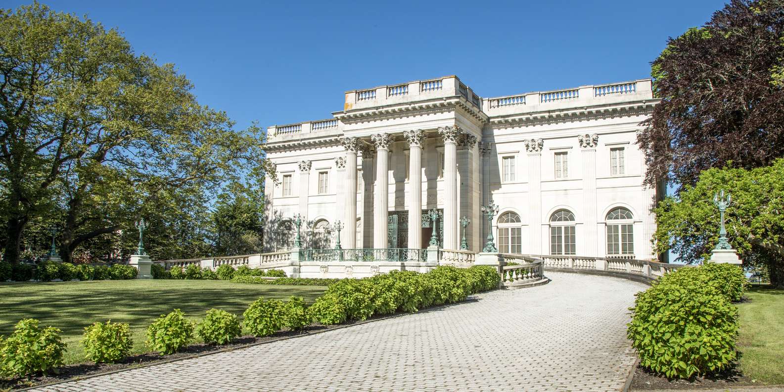 Особняк Marble House в Ньюпорте, Ньюпорт, Род-Айленд: заказать билеты и  экскурсии | GetYourGuide