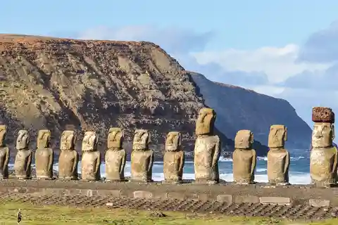 1. Ahu Tongariki