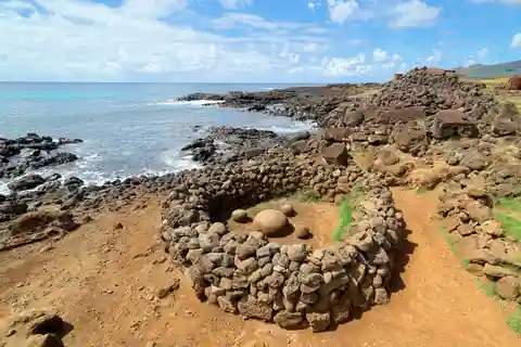 9. Ahu Te Pito Kura