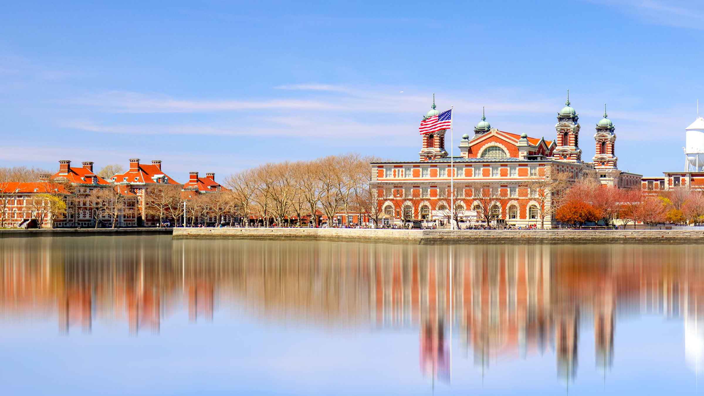 ellis island tourism