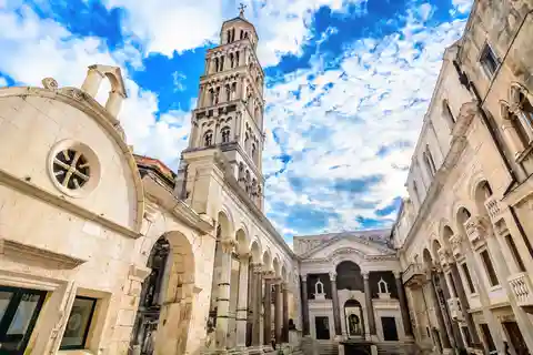 8. Καθεδρικός ναός του Αγίου Δόμνιου