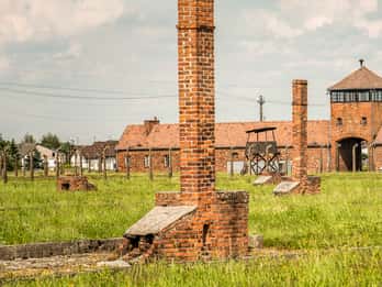 Auschwitz-Birkenaun muistomerkki ja museo