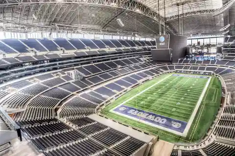8. AT&T Stadium