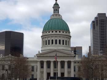 Old Courthouse, St. Louis Tours & Tickets