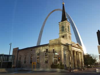 Cathedral Basilica of Saint Louis Tours & Tickets