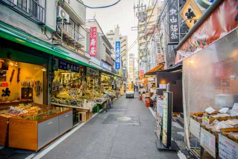 Tsukiji Outer Market  Travel Japan - Japan National Tourism Organization  (Official Site)