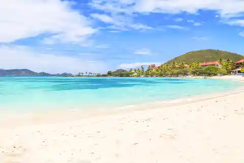 3. Sapphire Beach