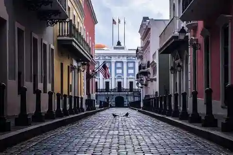 4. La Fortaleza