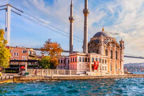 Ortaköy: Water taxis & ferry tickets
