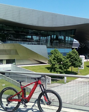 BMW World, Munich Book Tickets Tours GetYourGuide