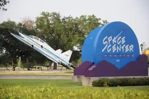 1. Space Center Houston