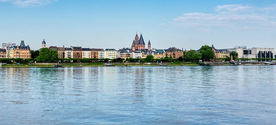 Rhine River (Mainz)