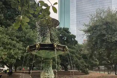 6. Sam Houston Park