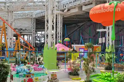 4. Park rozrywki Nickelodeon Universe, centrum handlowe American Dream