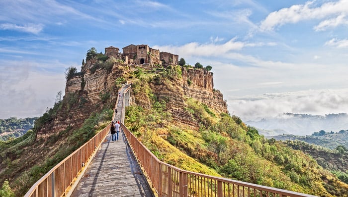 5 must-visit Italian hilltop towns to appreciate a slower pace of life