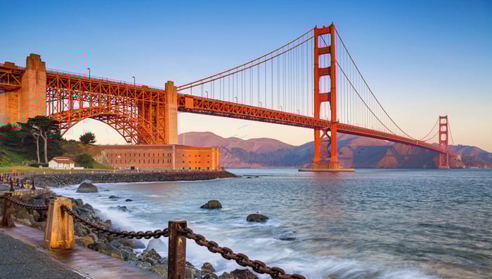 https://cdn.getyourguide.com/img/magazine/f82ca6048d27fe76d1bbba85b56e52e9.jpg/original.jpg