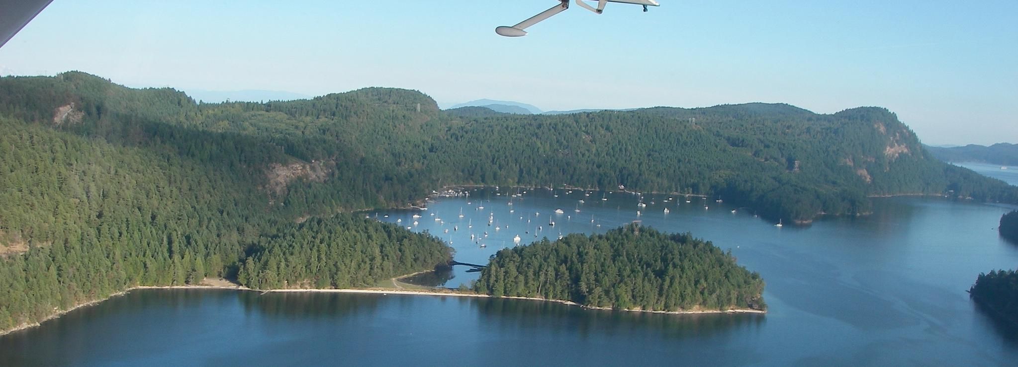The Gulf Islands: Kayak Outing with Seaplane Experience