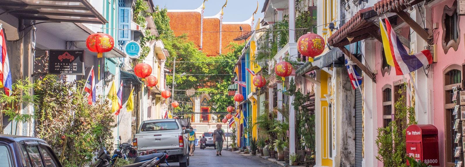 Phuket Highlights: Small Group City Tour with Rum Cocktail
