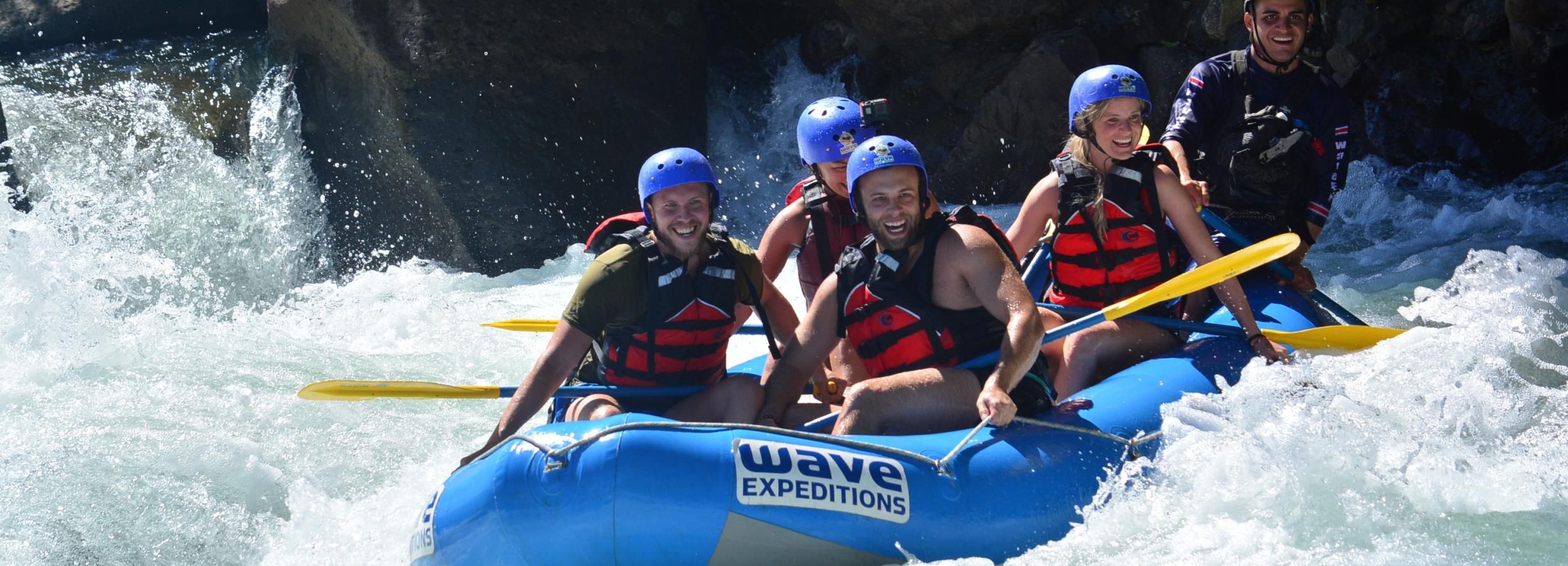 Costa Rica Whitewater Rafting Class 3/4 from La Fortuna