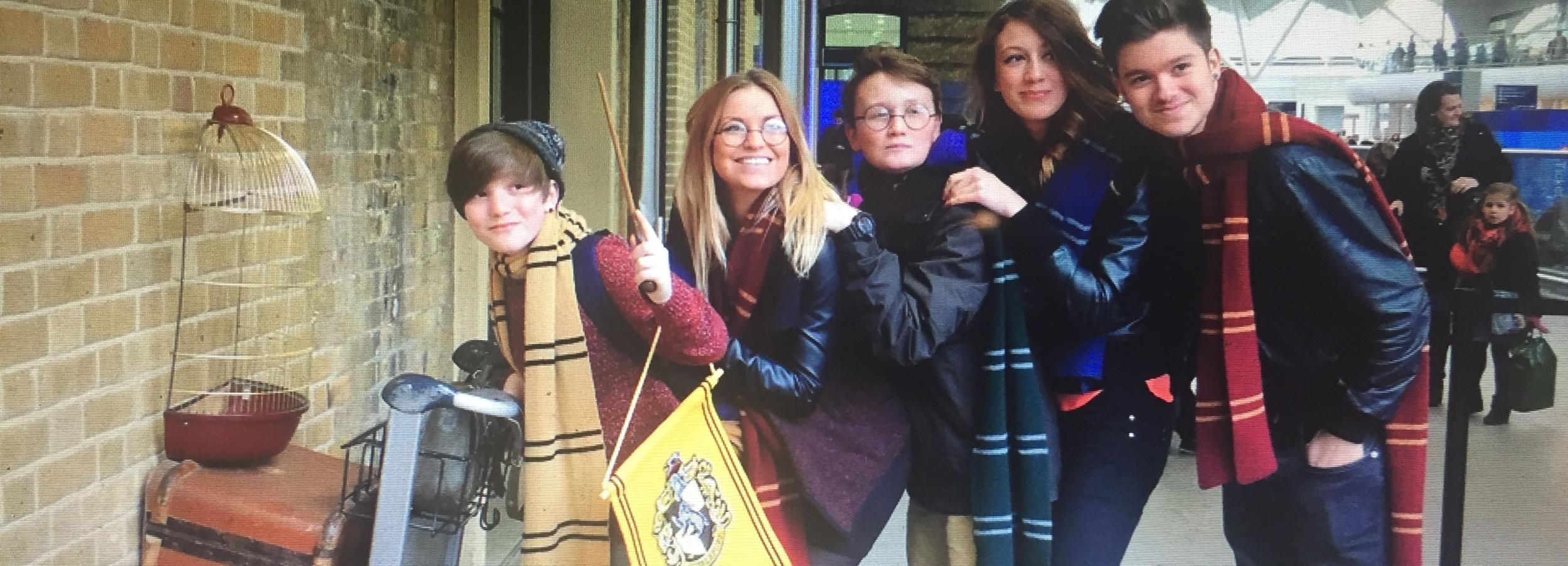 London: Harry Potter & Phantastische Tierwesen mit Gleis 9 ¾
