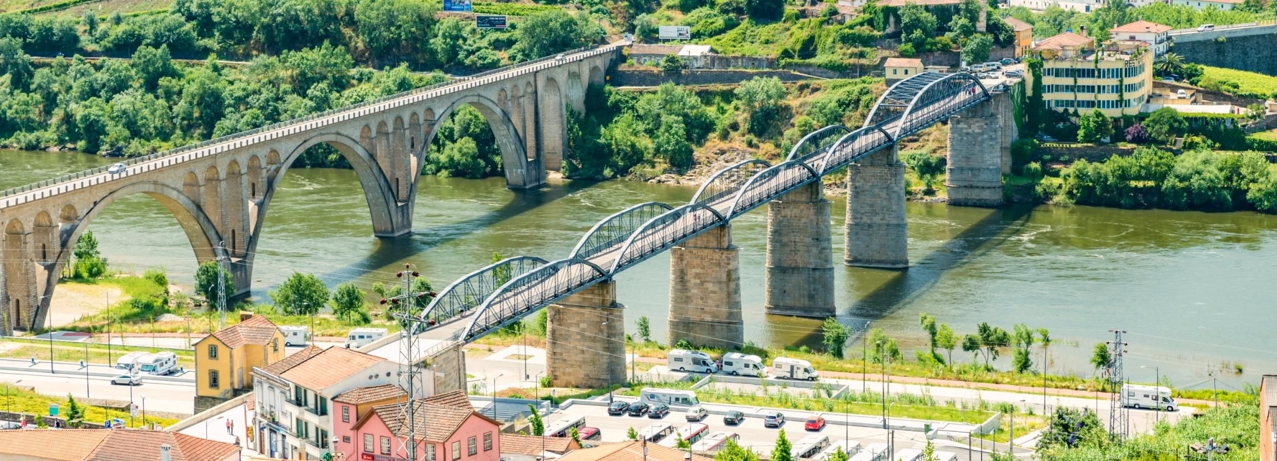 Douro-Tal: Tagestour mit Weinprobe und Mittagessen