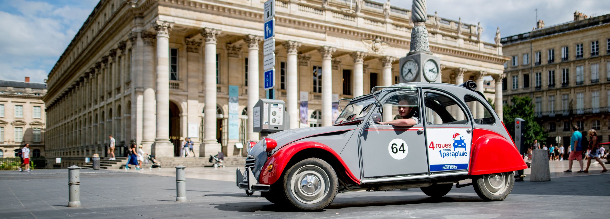 Bordeaux: Private Tour in a Citroën 2CV