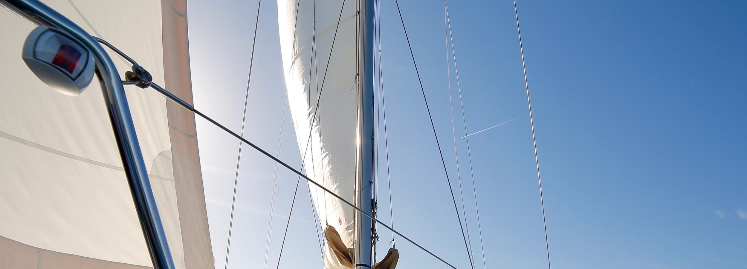 Barcelona: Two-Hour Sailing Cruise