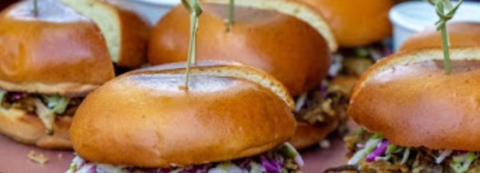 Vancouver: 2.5 hour Gastown Walking Food Tour