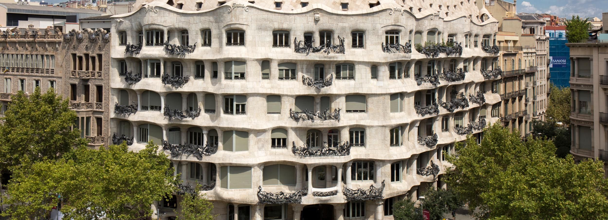 Casa Milà-La Pedrera: Skip The Line Ticket & Audio Guide