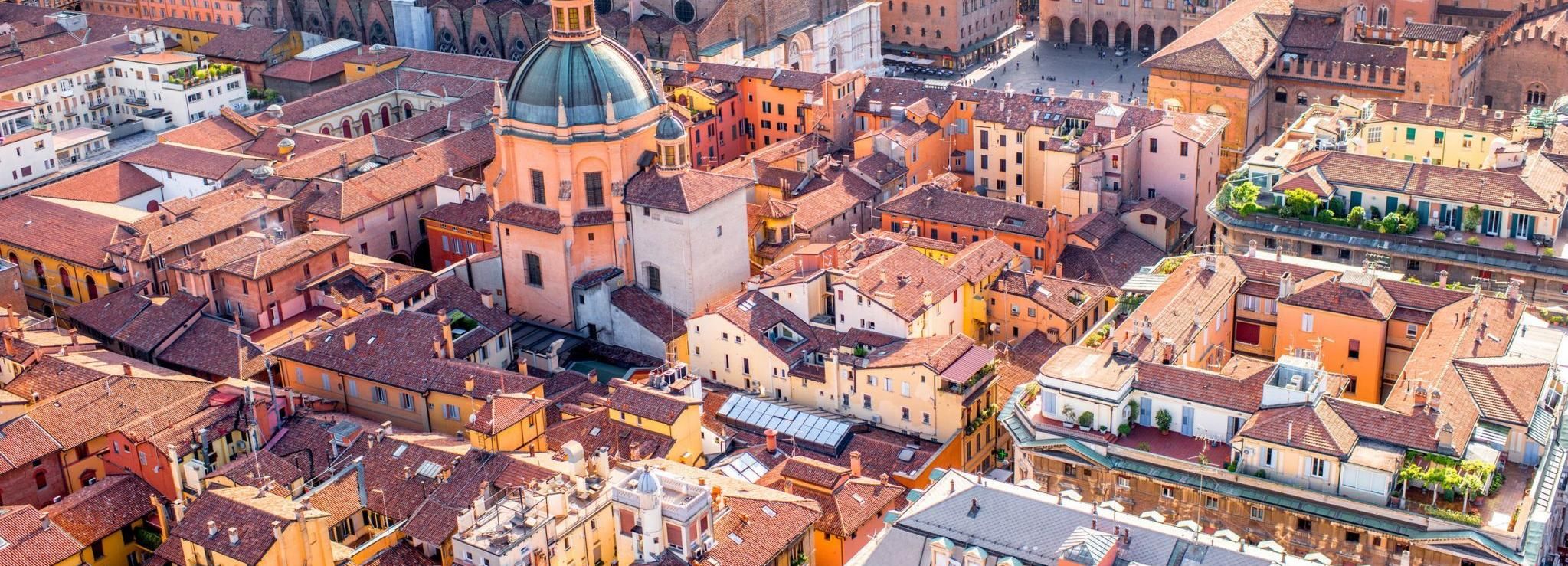 Bologna: City Center Walking Tour