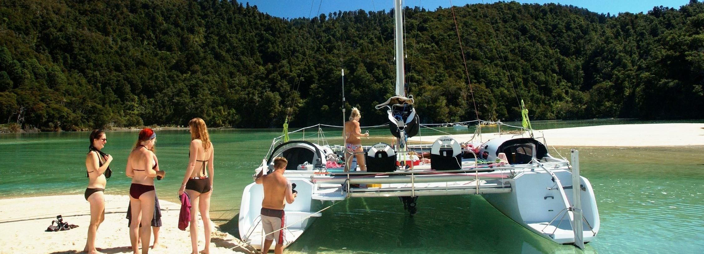 Abel Tasman National Park: zeilen & zelfstandige wandeling