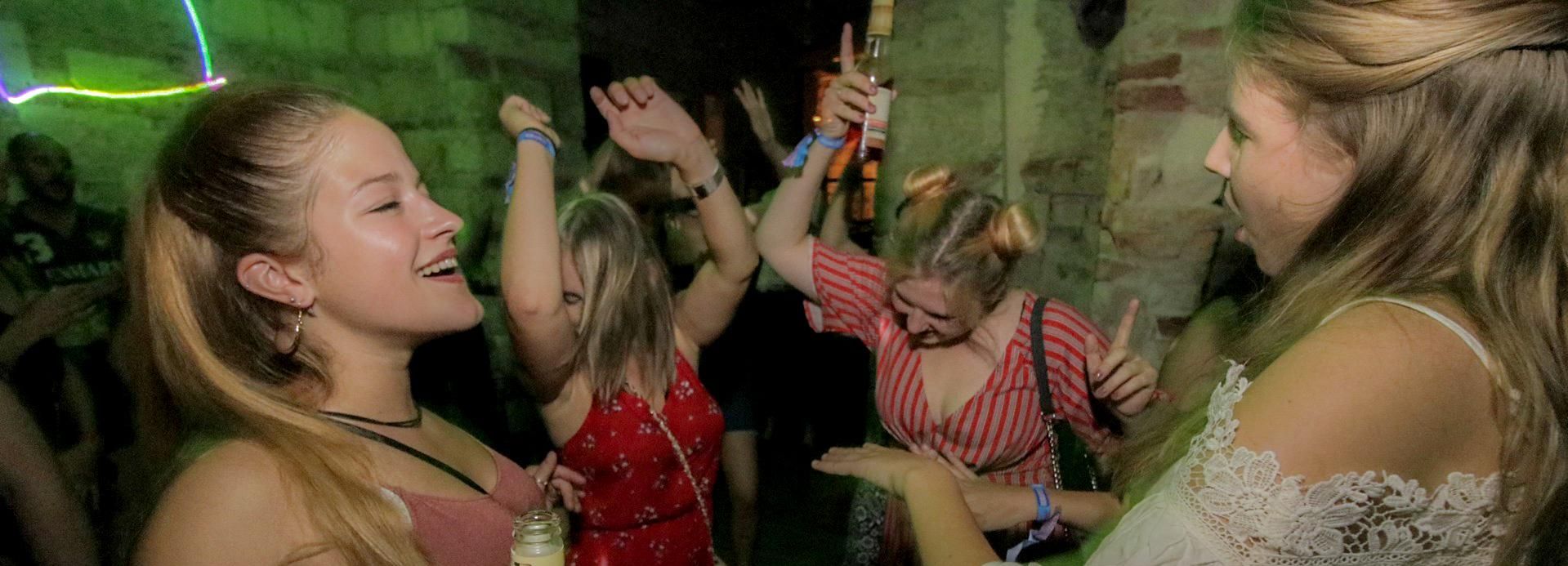 Budapest: Generation Pub Crawl