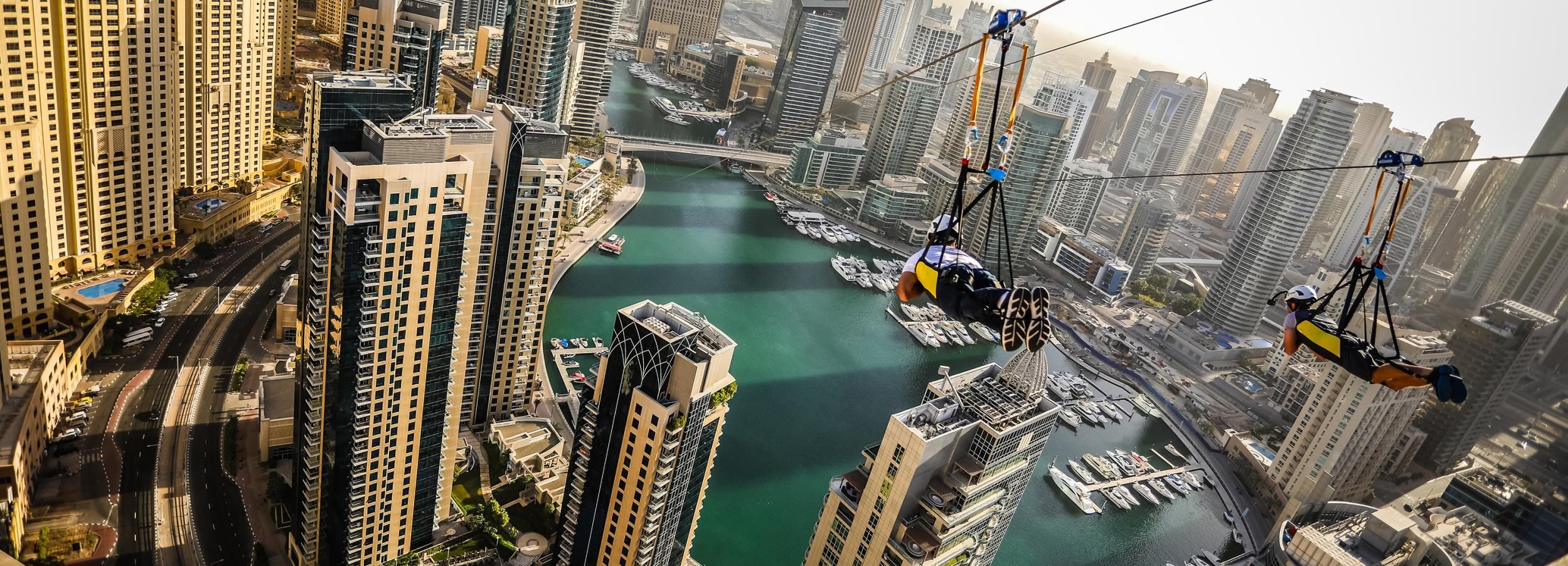 Dubaï : tyrolienne à travers la marina