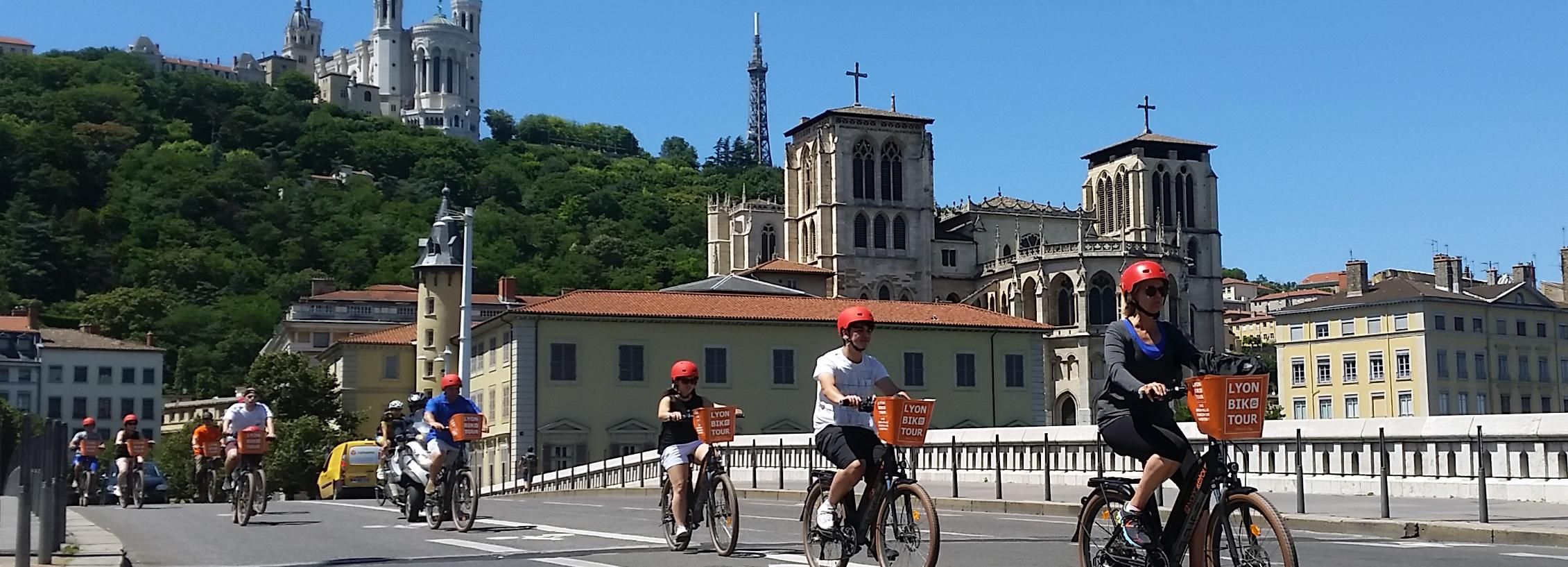 Lyon: 2-Hour Electric Bike Tour with a Local Guide