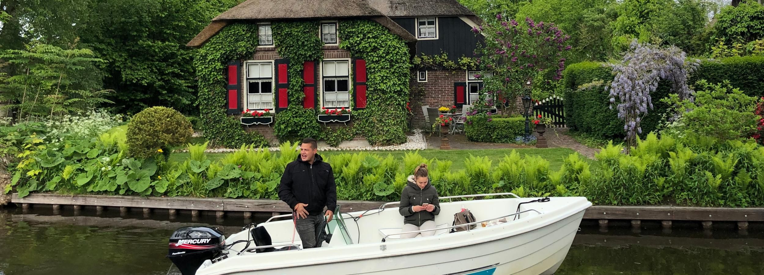 Amsterdam: Giethoorn, Volendam, and Zaanse Schans Tour
