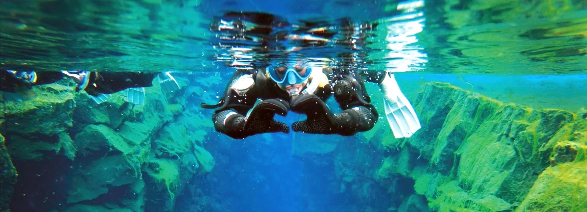 Faglia di Silfra: snorkeling e foto subacquee