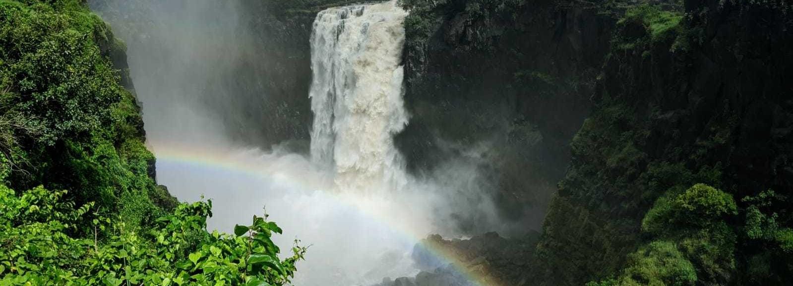 Victoria Falls: Private Guided Walking Tour