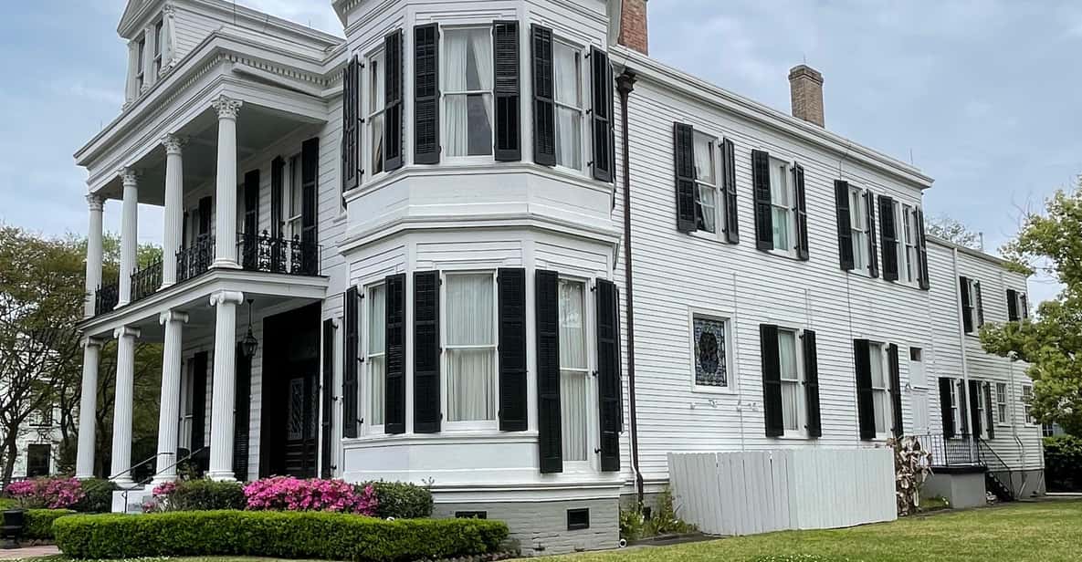 New Orleans: Garden District Guided Walking Tour | GetYourGuide