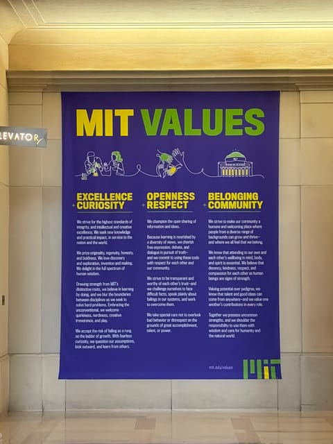 Cambridge, Massachusetts: MIT and Harvard Walking Tour