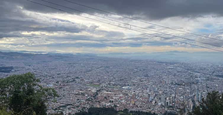 Colagem de mídia