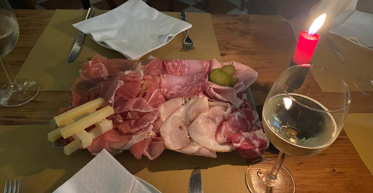 Venice: Evening Cicchetti & Wine Tour with Generous Tastings