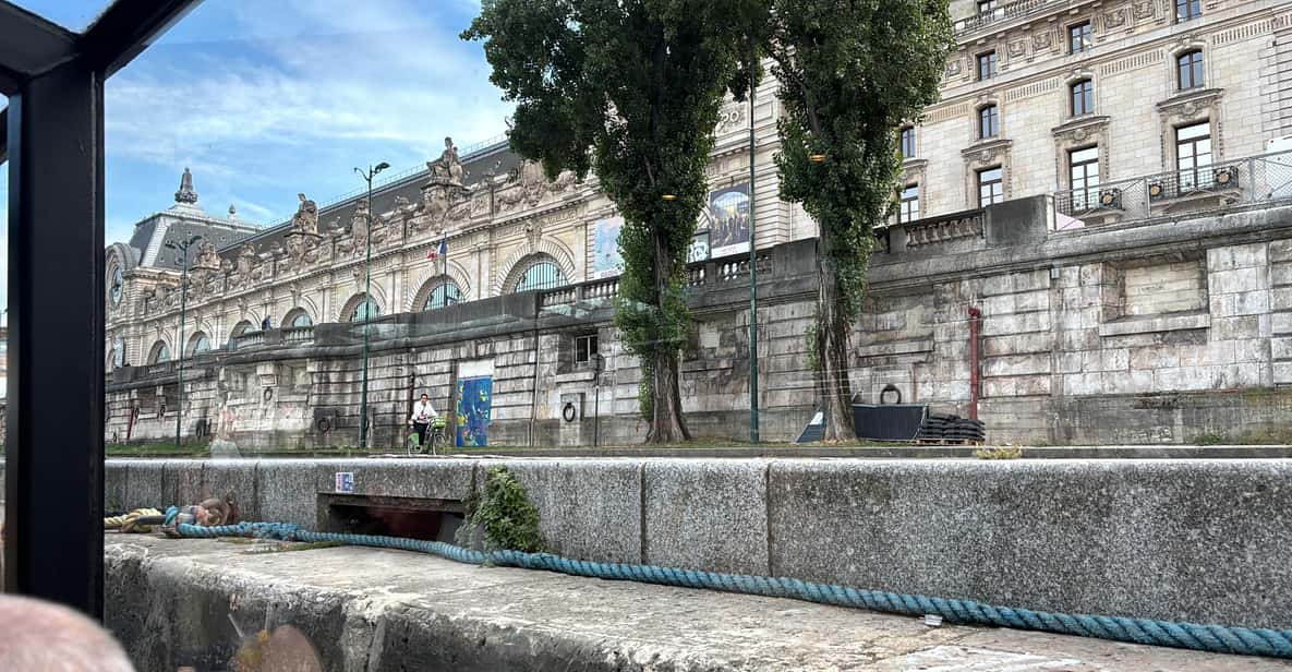Colagem de mídia