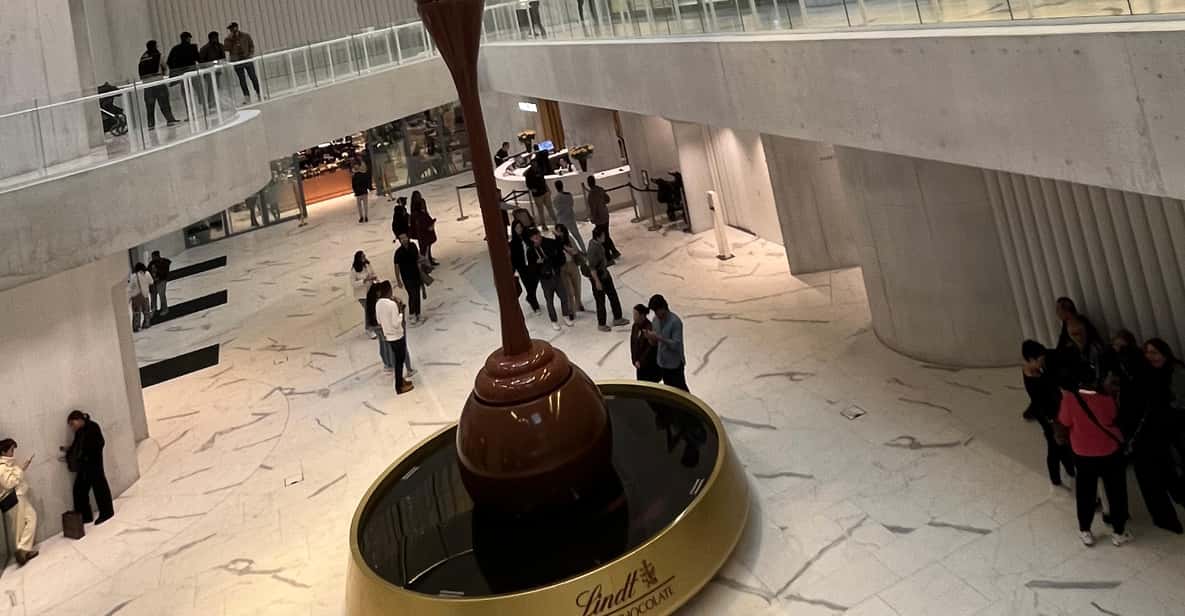Colagem de mídia