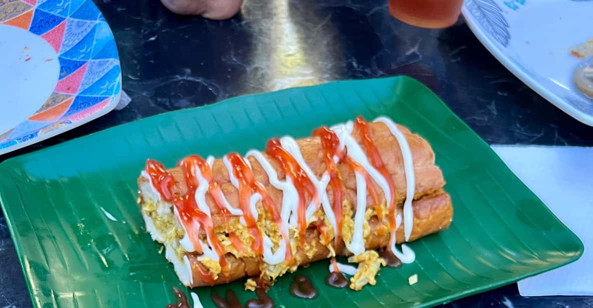 Singapore: Guided Street Food Tour at Night