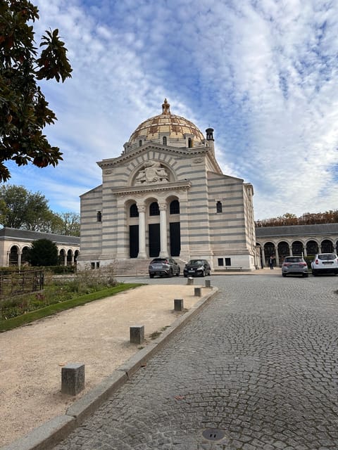 Paris: Haunted Père Lachaise Cemetery Guided Tour - 2026 (Verified