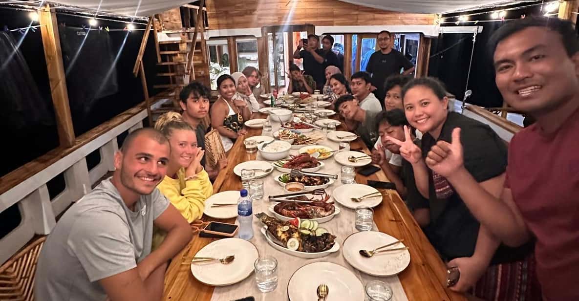 Labuan Bajo: 3-Day Komodo Sailing Tour