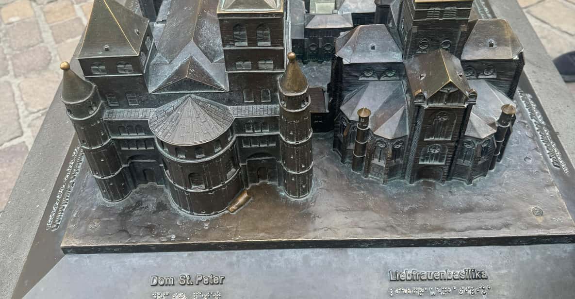 Colagem de mídia